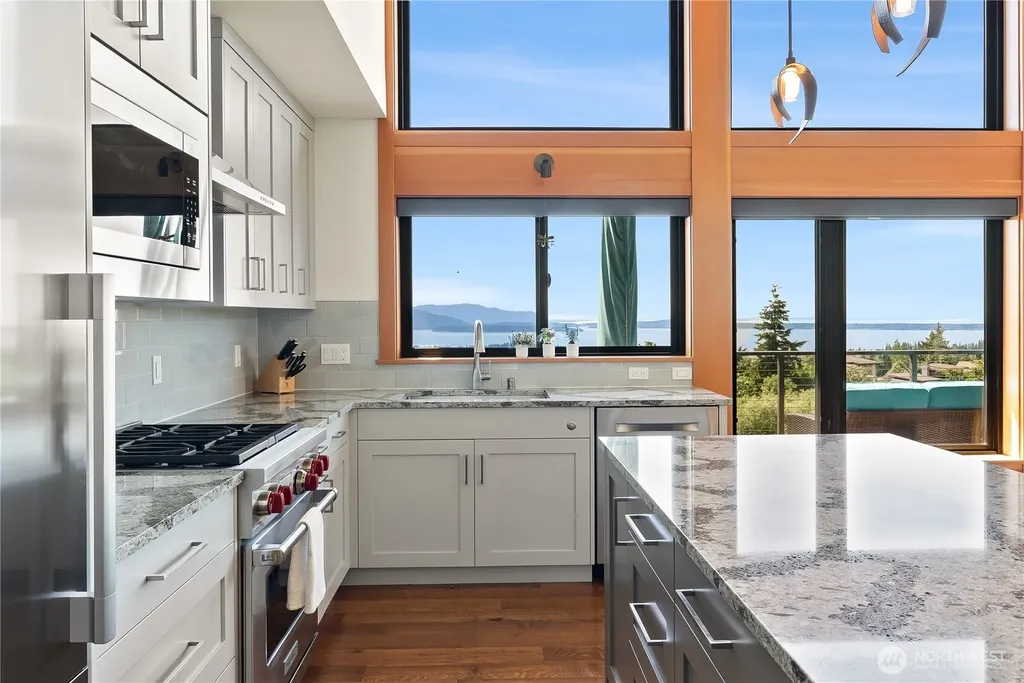 4320 Samish Crest Drive Bellingham WA 98229