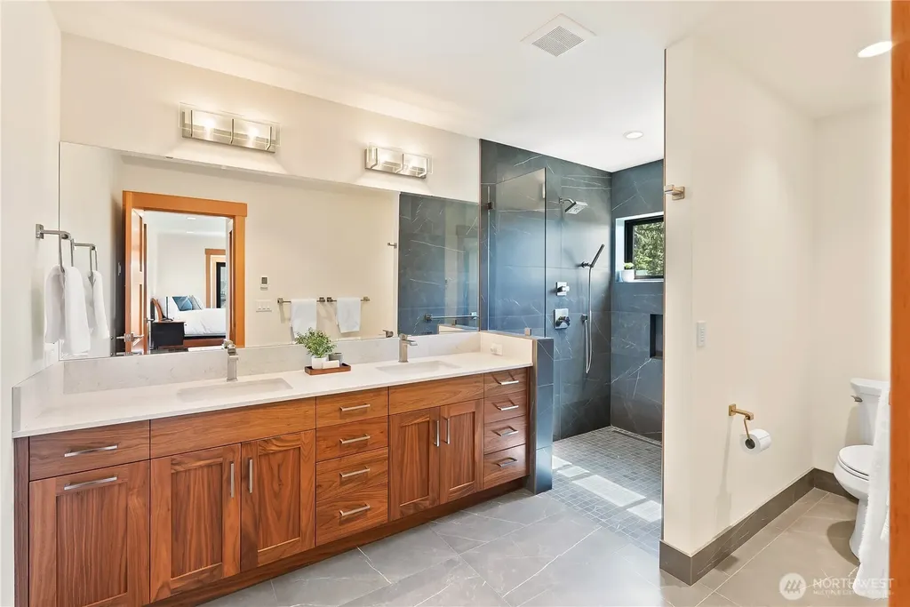 4320 Samish Crest Drive Bellingham WA 98229