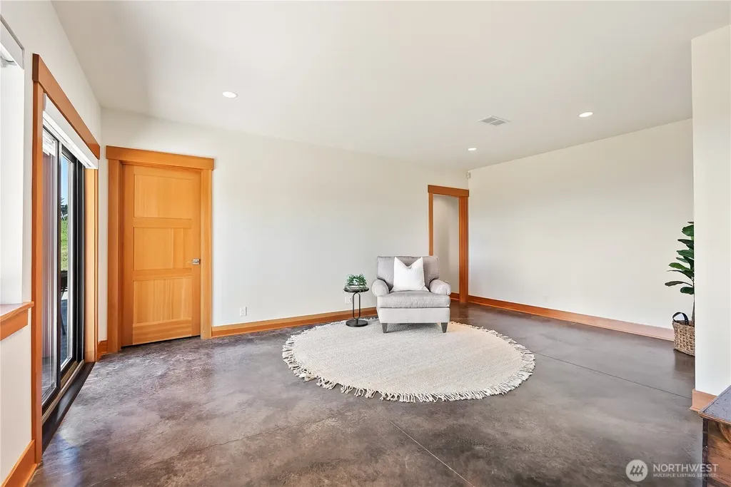 4320 Samish Crest Drive Bellingham WA 98229