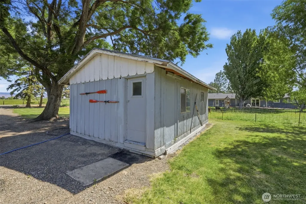 2208 Judge Ronald Road Ellensburg WA 98290