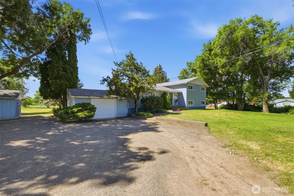 2208 Judge Ronald Road Ellensburg WA 98290