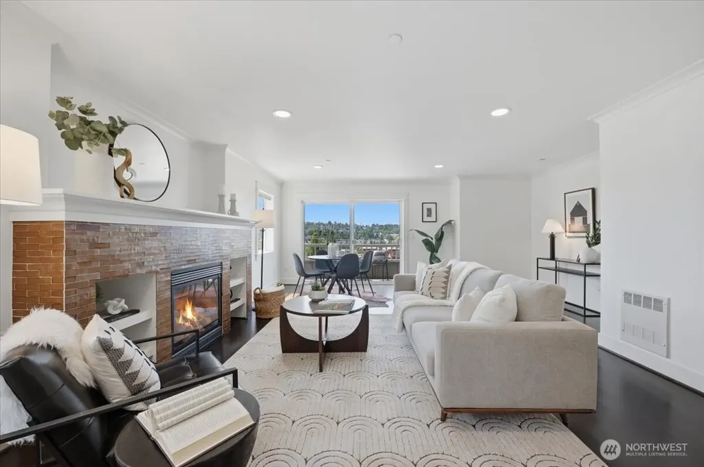 3636 13th Avenue W Seattle WA 98119