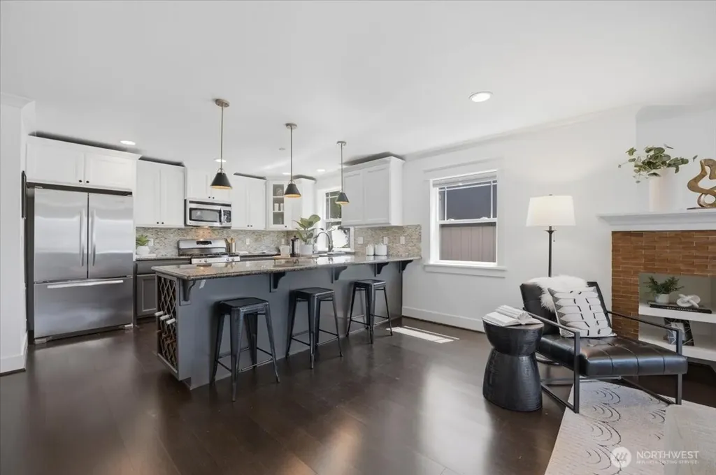 3636 13th Avenue W Seattle WA 98119