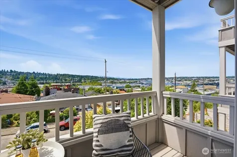 3636 13th Avenue W Seattle WA 98119