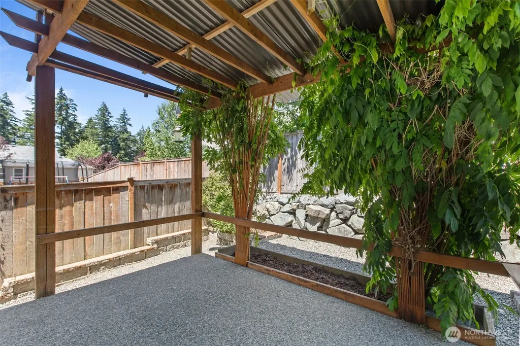 1709 202nd Street E Spanaway WA 98387