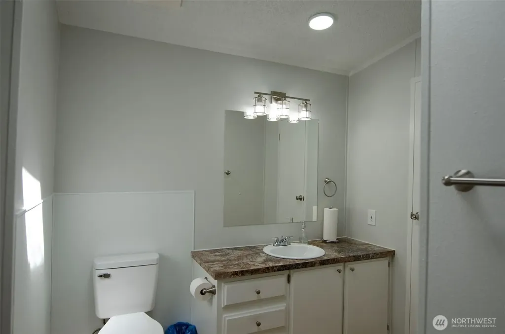 24919 Hoehn Road Sedro Woolley WA 98284