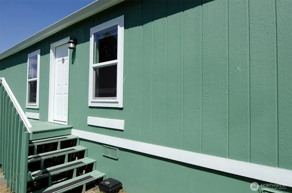 24919 Hoehn Road Sedro Woolley WA 98284