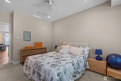 4779 Morris Avenue S Renton WA 98055
