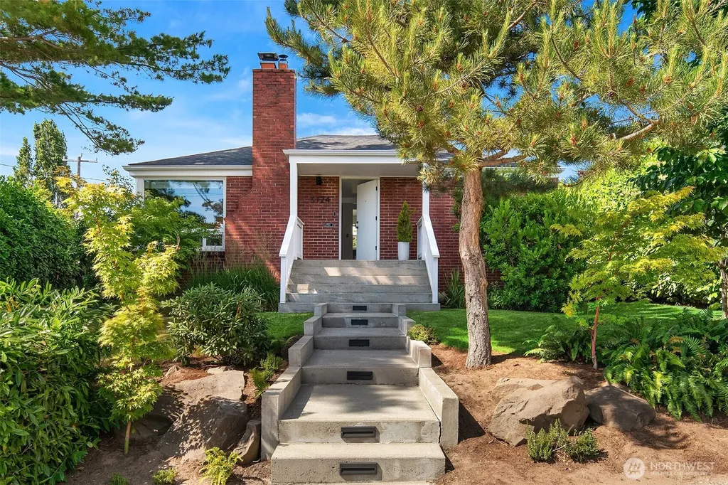 3124 W Raye Street Seattle WA 98199