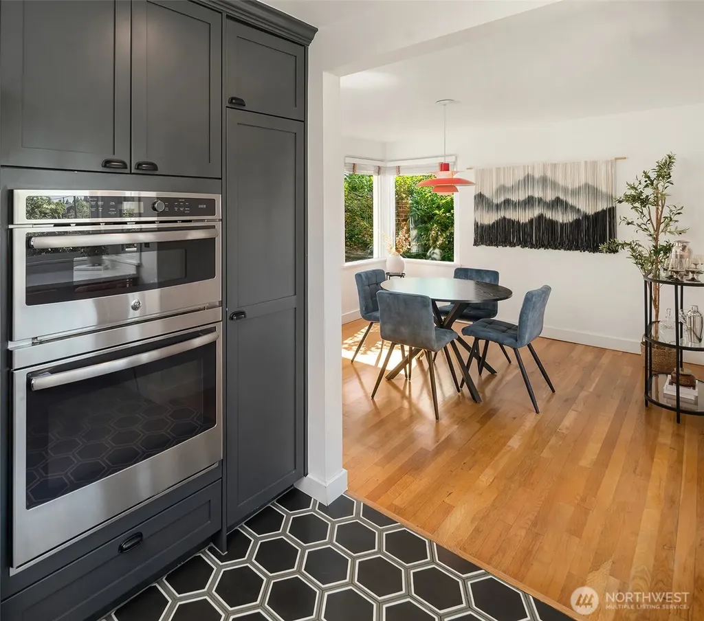 3124 W Raye Street Seattle WA 98199