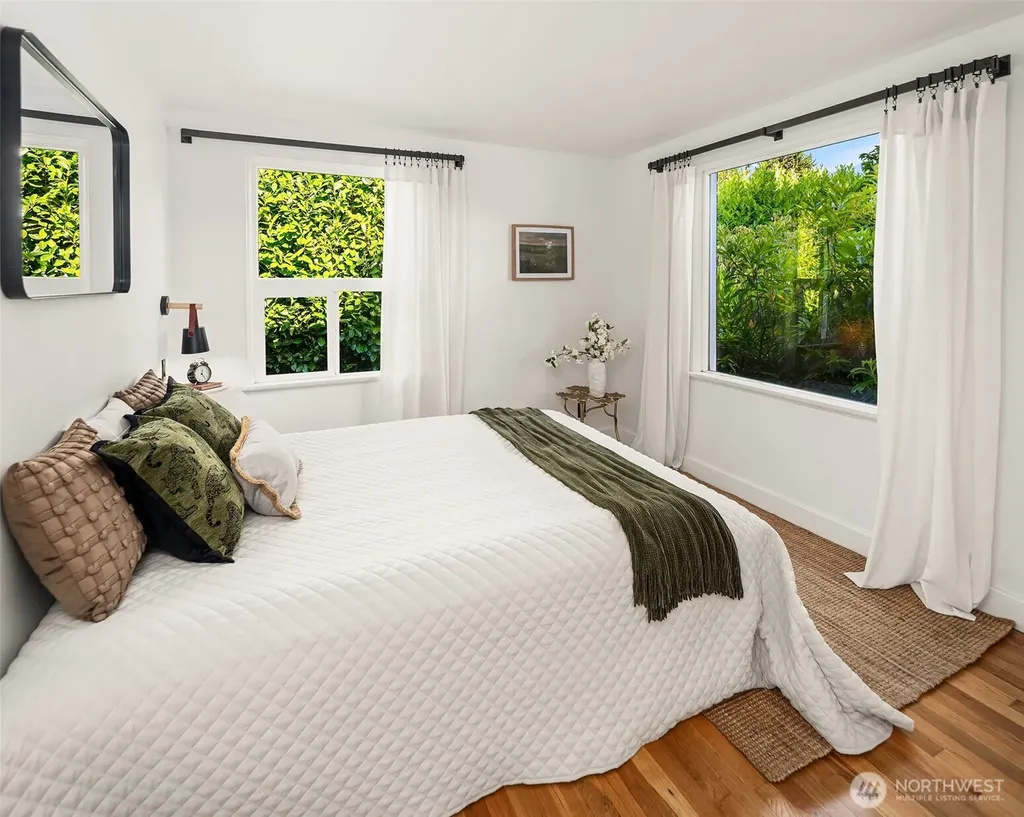 3124 W Raye Street Seattle WA 98199