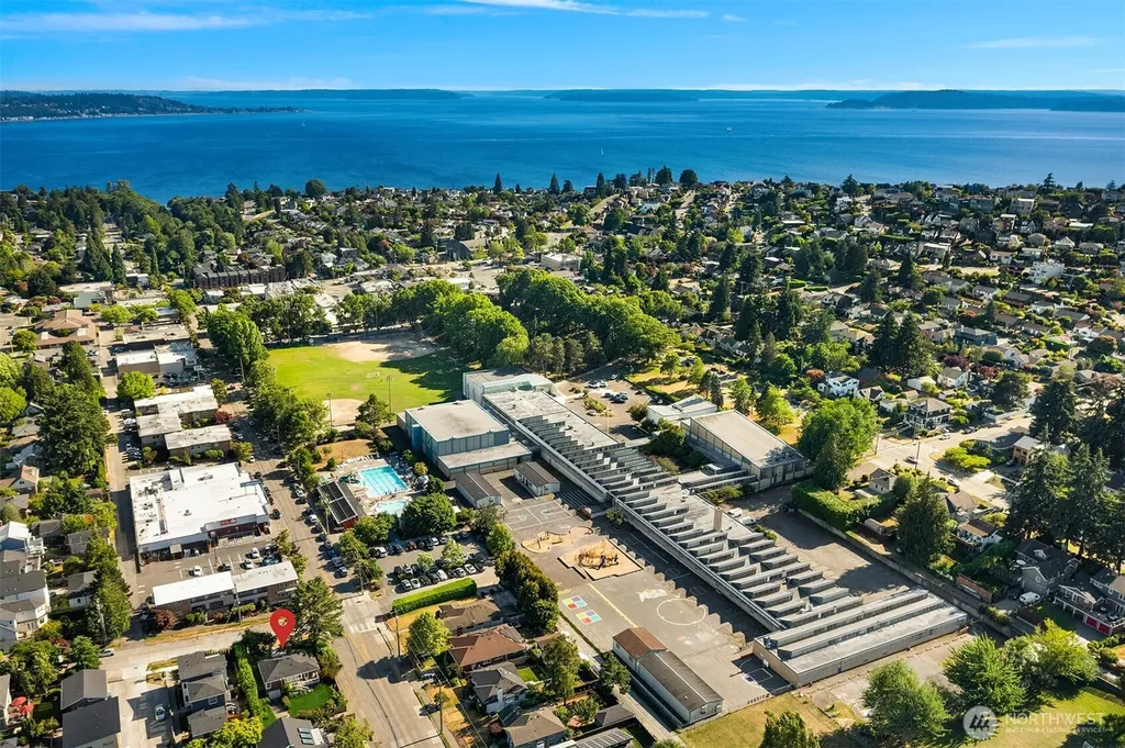3124 W Raye Street Seattle WA 98199