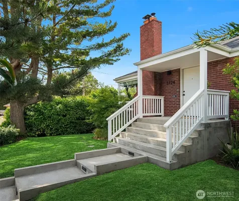 3124 W Raye Street Seattle WA 98199