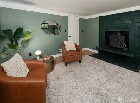 3124 W Raye Street Seattle WA 98199
