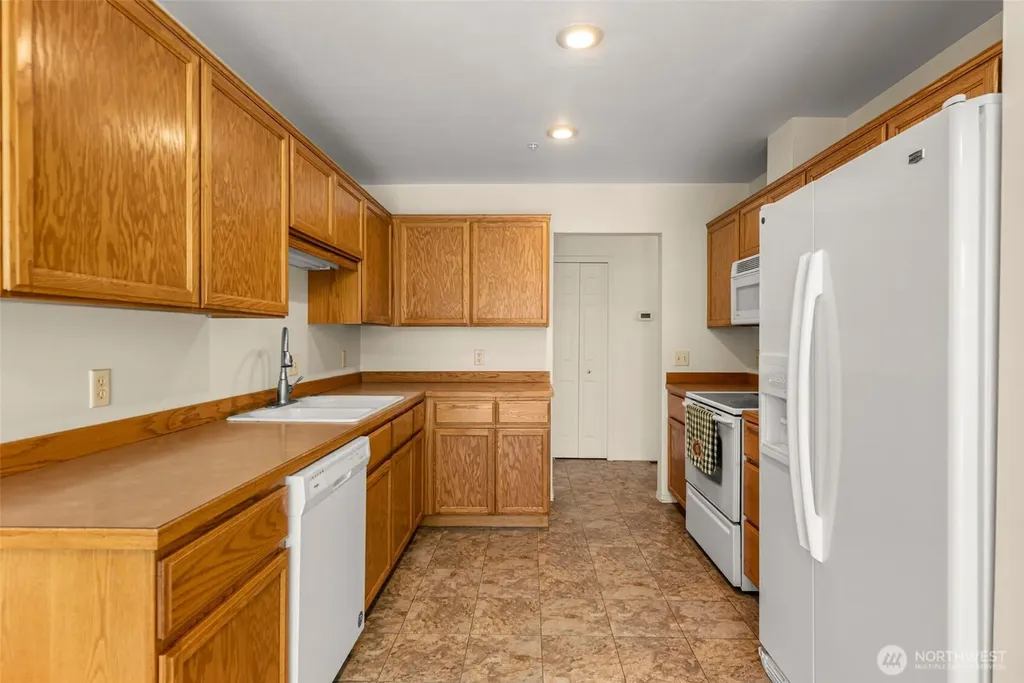 2299 E Veedol Drive East Wenatchee WA 98802