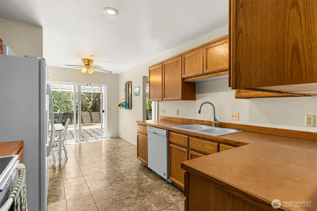 2299 E Veedol Drive East Wenatchee WA 98802