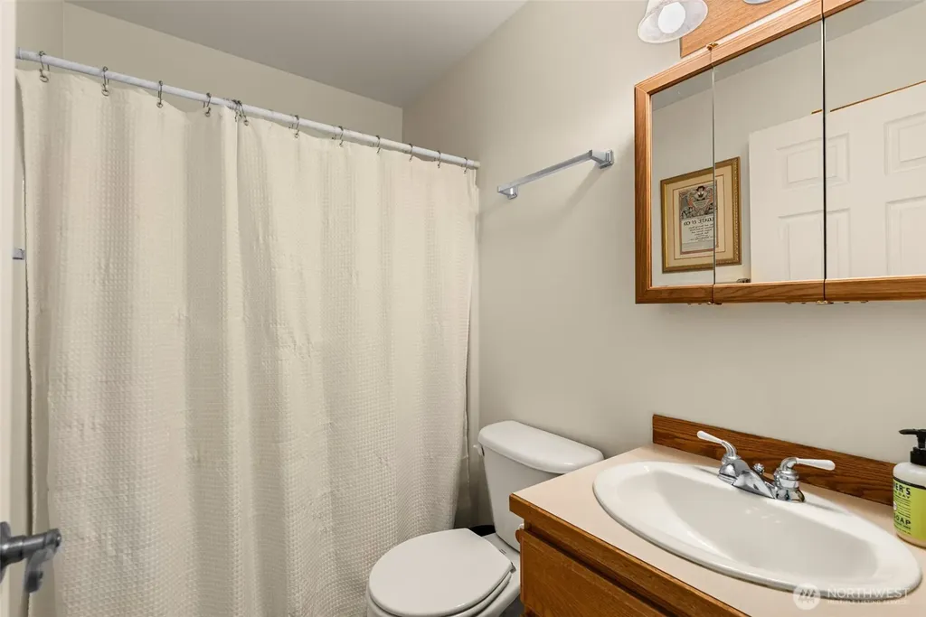 2299 E Veedol Drive East Wenatchee WA 98802