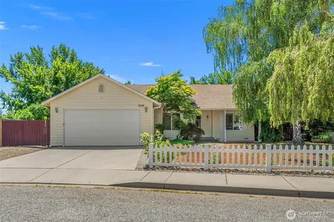 2299 E Veedol Drive East Wenatchee WA 98802