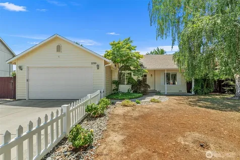 2299 E Veedol Drive East Wenatchee WA 98802