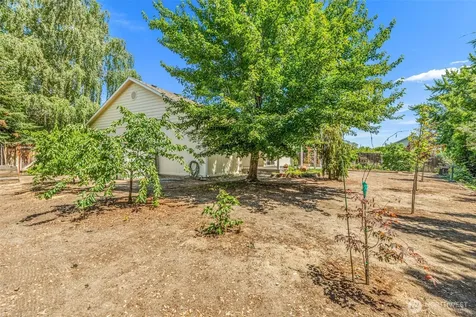 2299 E Veedol Drive East Wenatchee WA 98802