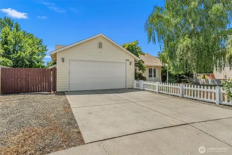2299 E Veedol Drive East Wenatchee WA 98802