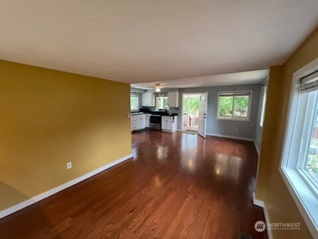 3121 Preble Street Bremerton WA 98312