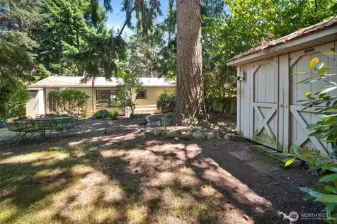 13753 Stone Avenue N Seattle WA 98133