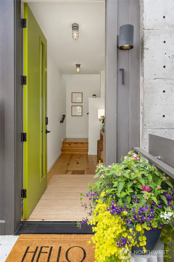 203 Madrona Way NE Bainbridge Island WA 98110