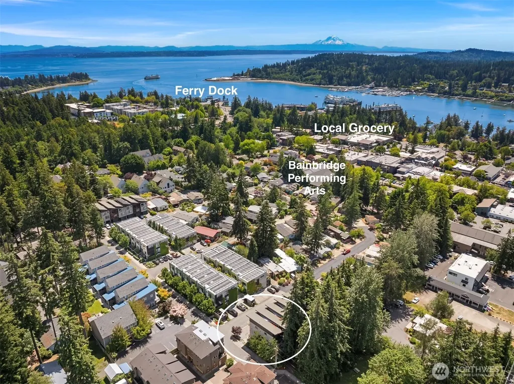 203 Madrona Way NE Bainbridge Island WA 98110