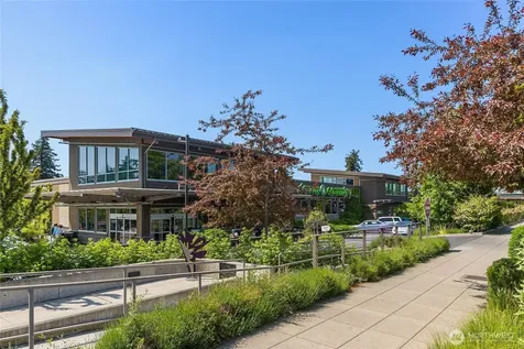 203 Madrona Way NE Bainbridge Island WA 98110