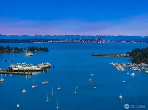 203 Madrona Way NE Bainbridge Island WA 98110