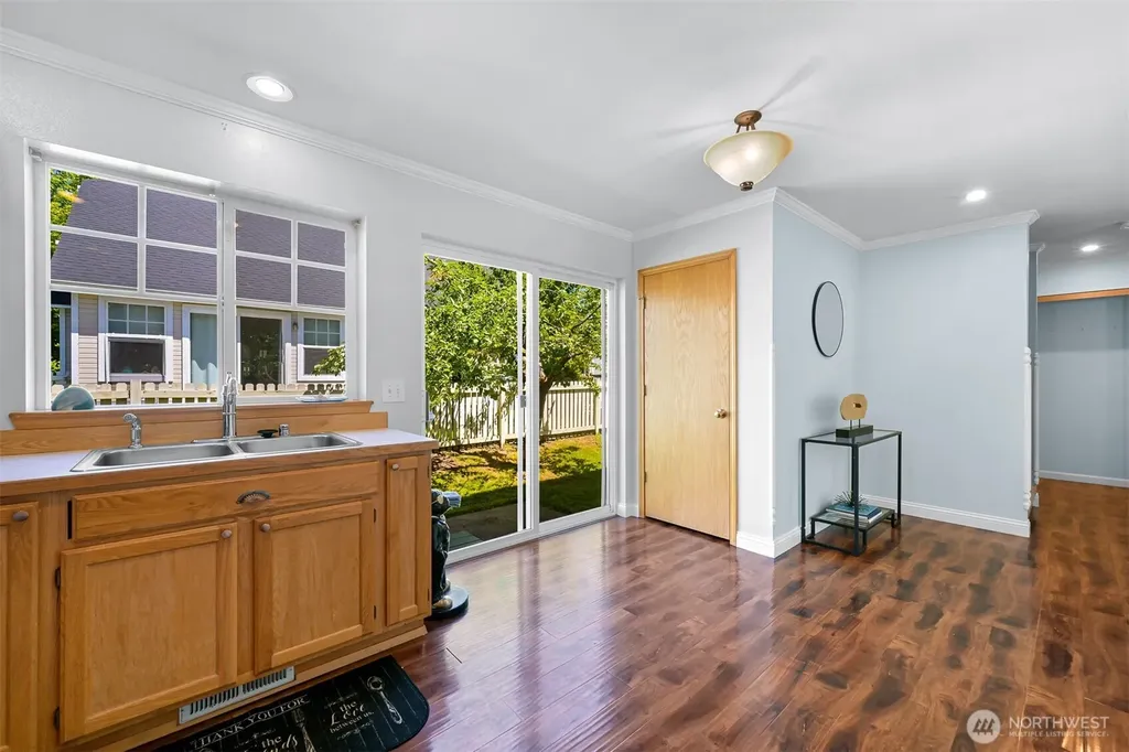 1811 Williamsburg Court Bellingham WA 98226