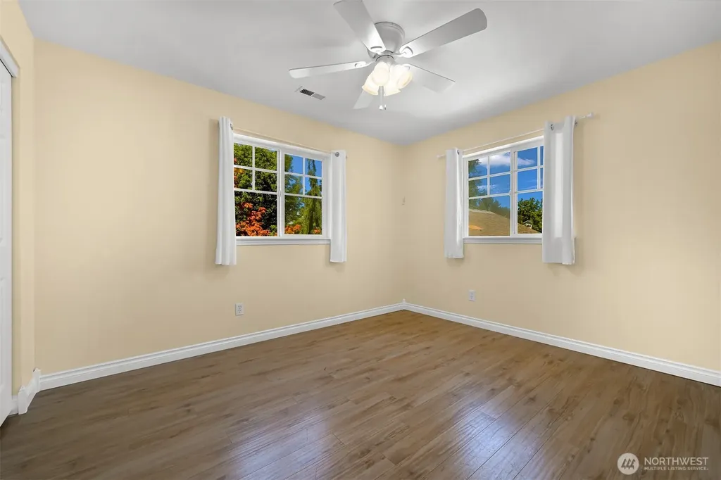 1811 Williamsburg Court Bellingham WA 98226