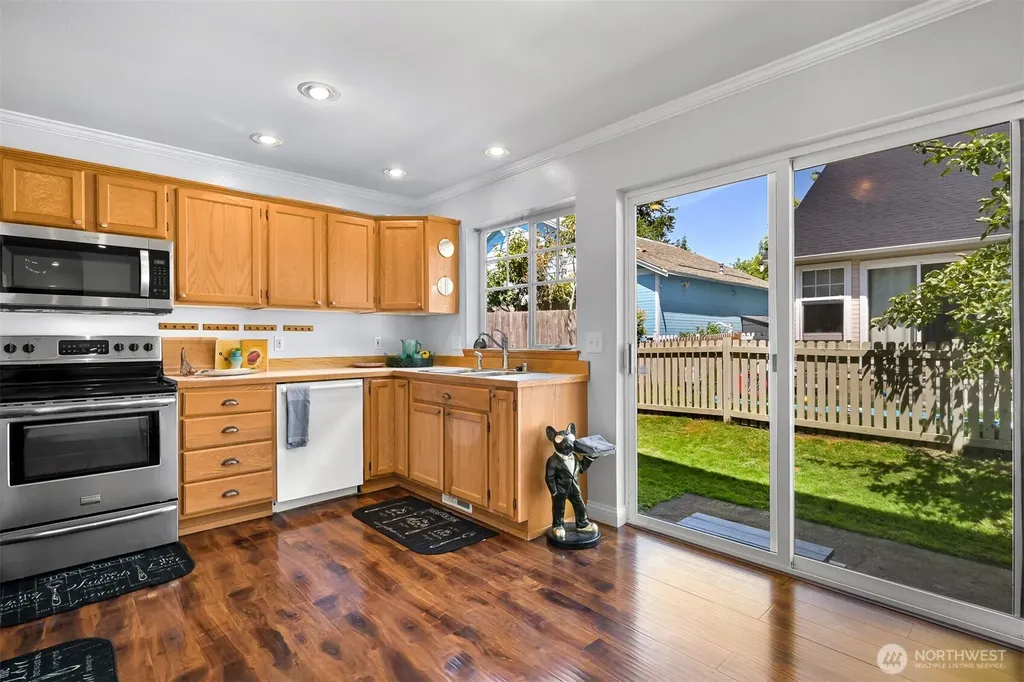 1811 Williamsburg Court Bellingham WA 98226