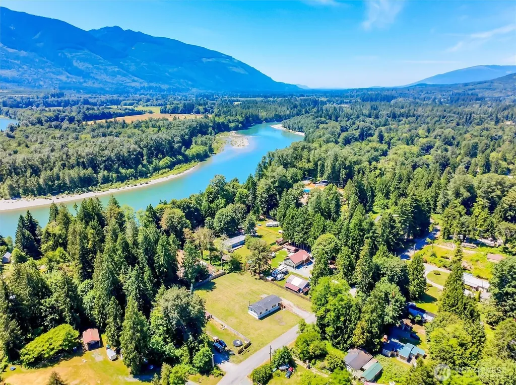 41794 Mountain View Lane Concrete WA 98237