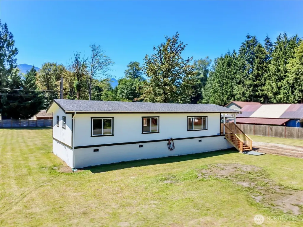 41794 Mountain View Lane Concrete WA 98237