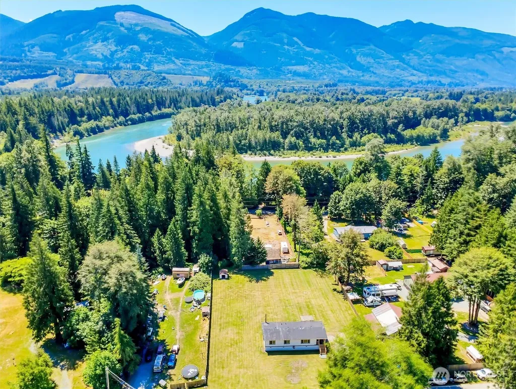 41794 Mountain View Lane Concrete WA 98237