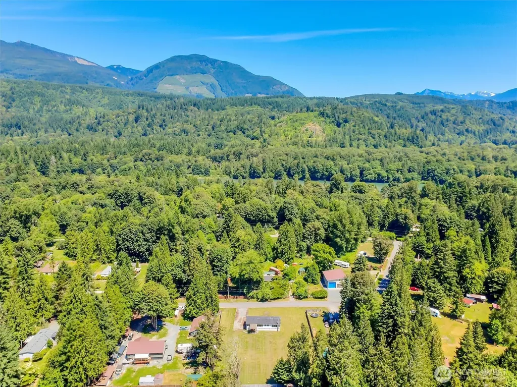 41794 Mountain View Lane Concrete WA 98237