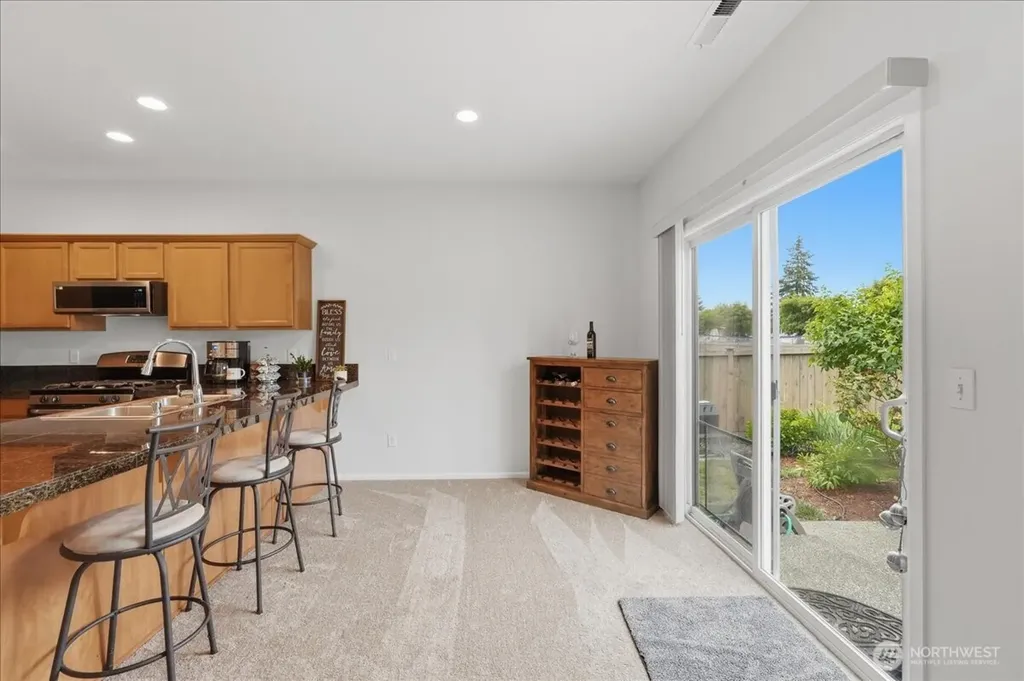 2001 5th Avenue NW Puyallup WA 98371