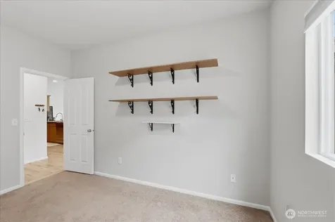 2001 5th Avenue NW Puyallup WA 98371