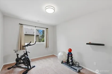 2001 5th Avenue NW Puyallup WA 98371