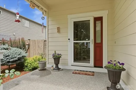 2001 5th Avenue NW Puyallup WA 98371