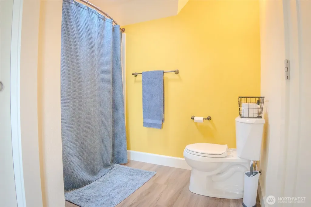 5010 L Place Seaview WA 98644