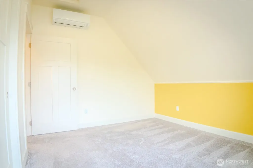 5010 L Place Seaview WA 98644