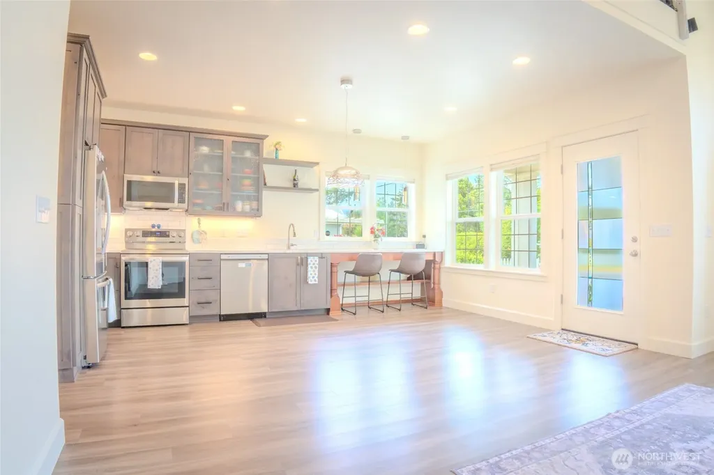 5010 L Place Seaview WA 98644