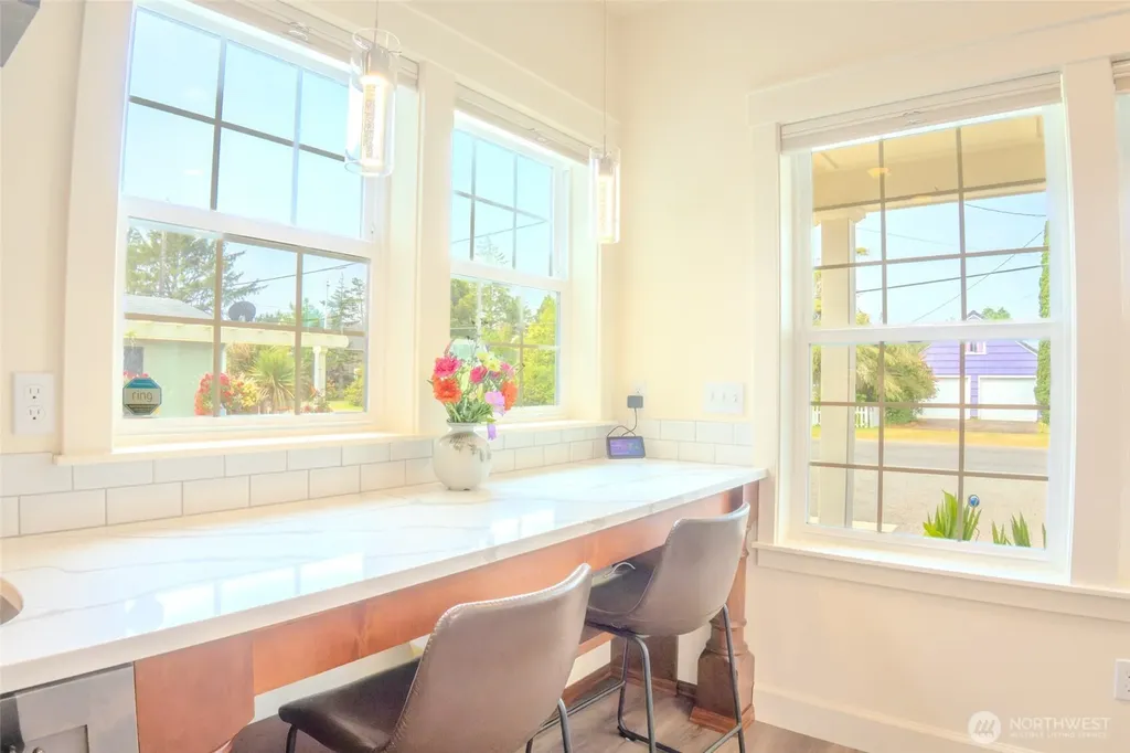 5010 L Place Seaview WA 98644