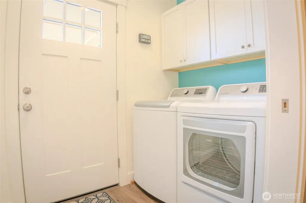 5010 L Place Seaview WA 98644