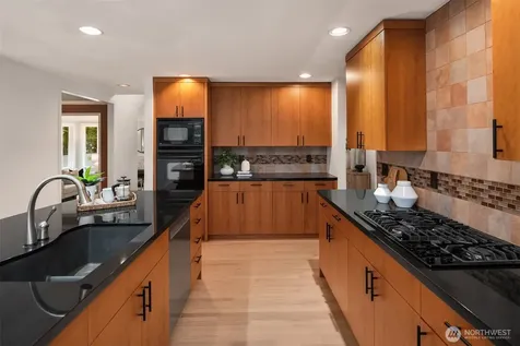 16005 160th Street Woodinville WA 98072