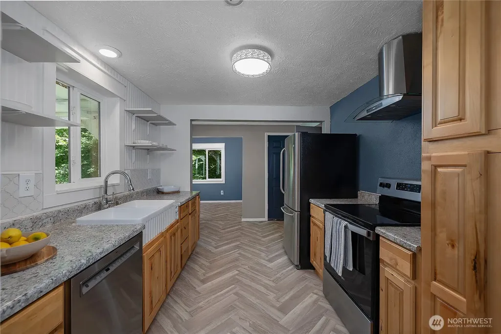 924 Tobin Avenue Shelton WA 98584