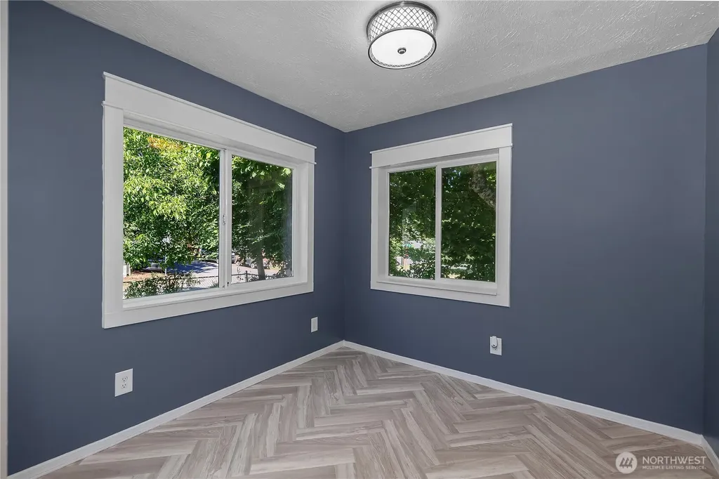924 Tobin Avenue Shelton WA 98584